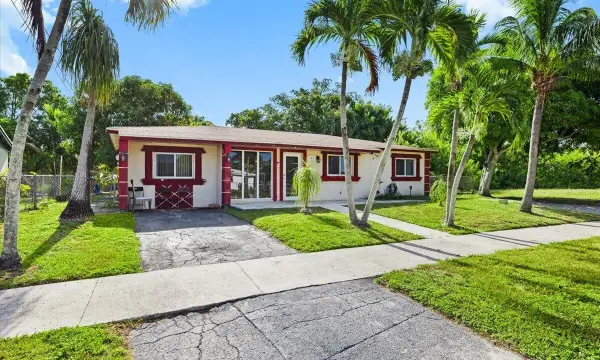 508 NE 2nd Terrace, Deerfield Beach, FL 33441