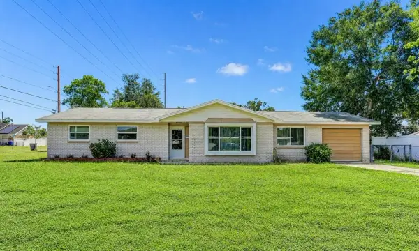 7703 Lakeside Boulevard, Tampa, FL, 33614